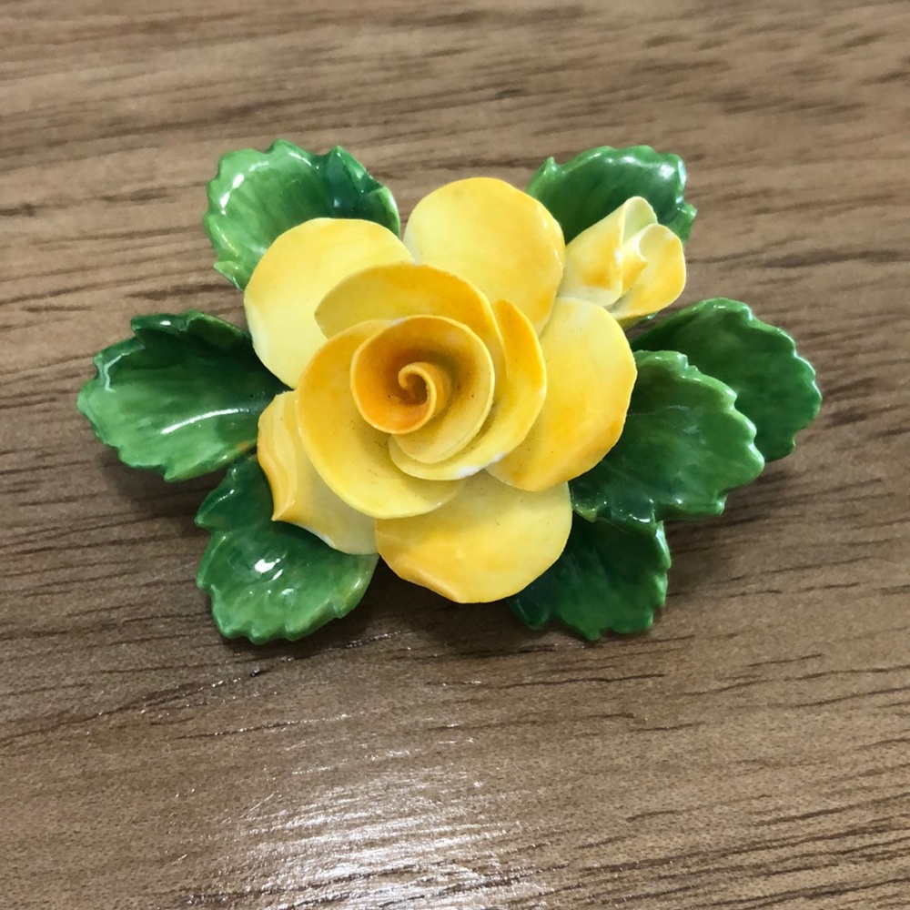 Vintage Signed Cara China Flower Brooch